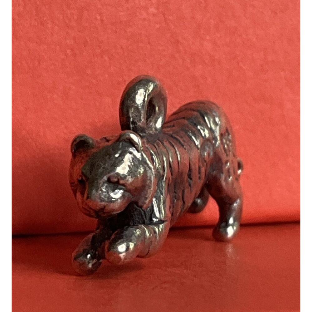 Retired James Avery 3D Tiger Sterling Silver 925 Charm - Picture 3 of 9